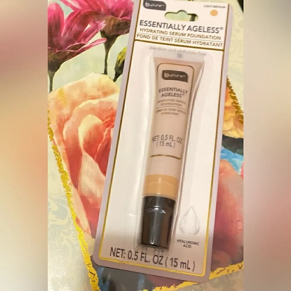 🎀B pure Essentially Ageless hydrating serum foundation (set of 2💥